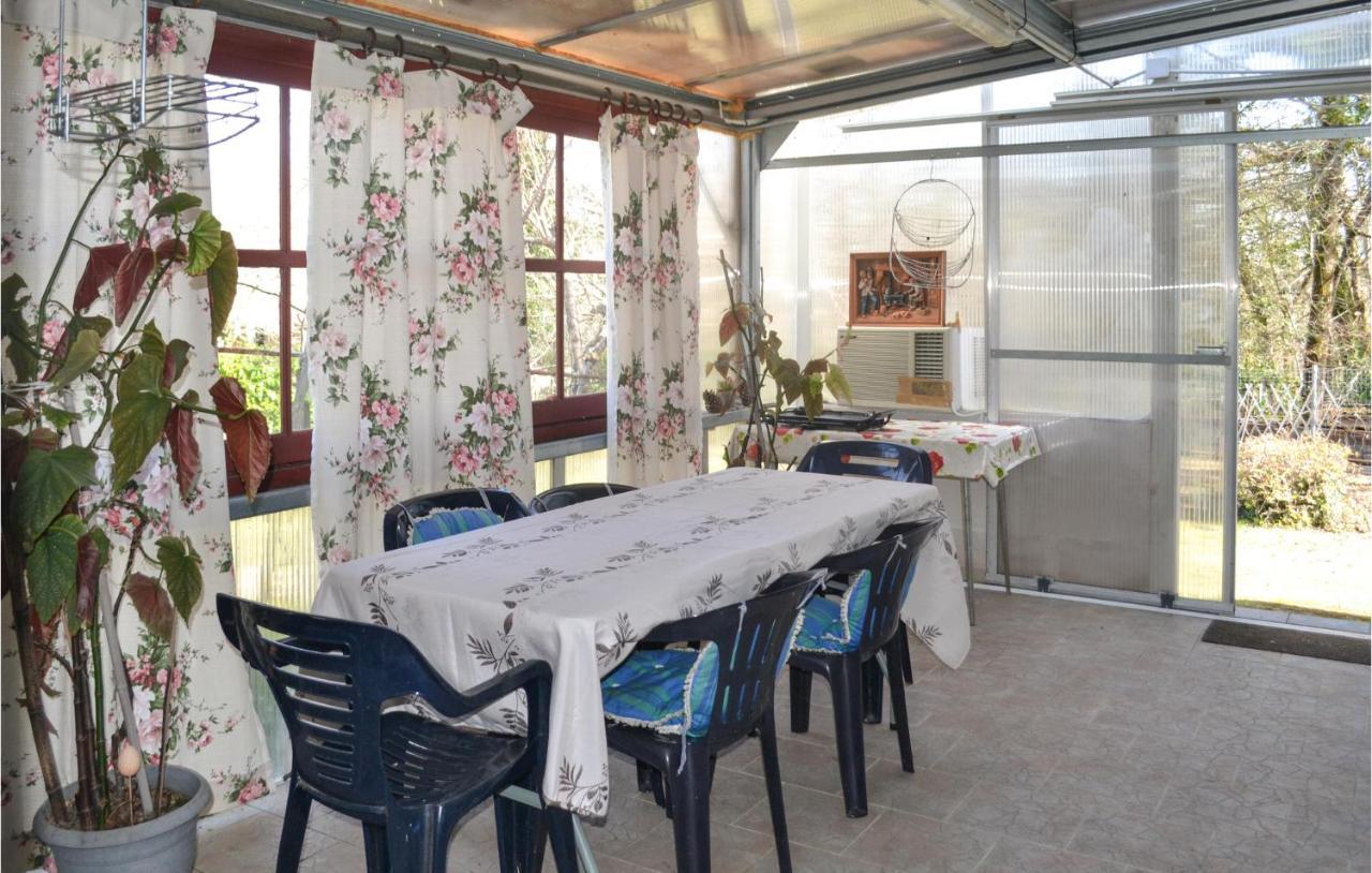Stunning Home In Biras With Kitchenette Esterno foto